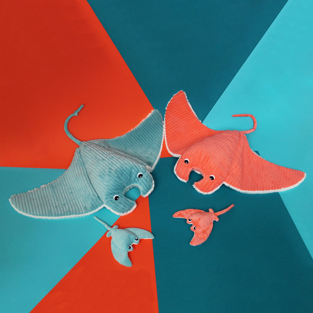 Peluche raie manta parent et son bébé turquoise